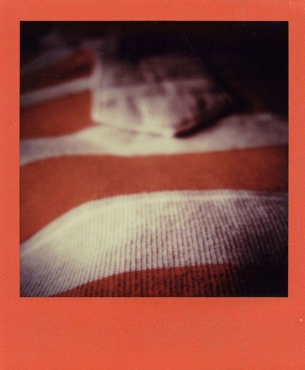 006.-Red-is-dead---Polaroid-SLR680